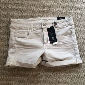 American Eagle Twill Shorts- Khaki